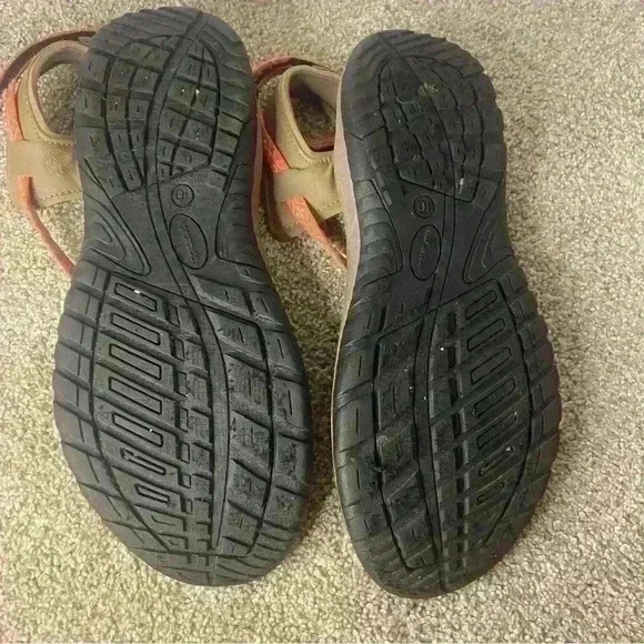 North side Women’s Covina Sport Sandals Hook and Loop Open Toe Size 10 Salmon - Picture 3 of 5